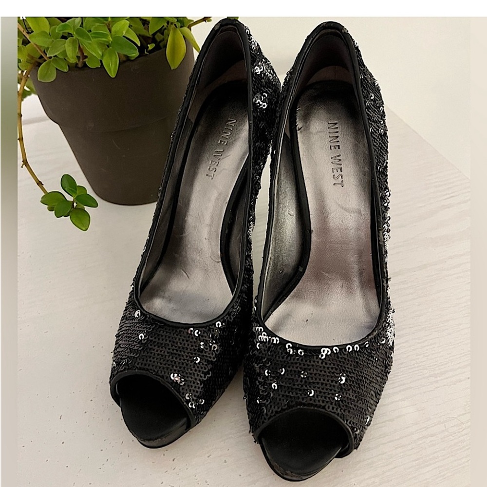 Nine West Black Glitter Heels sz 6